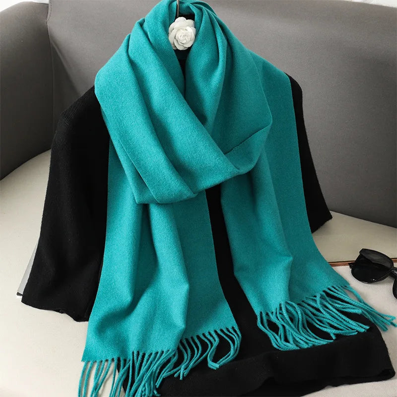 Écharpe Douce Turquoise à Franges
