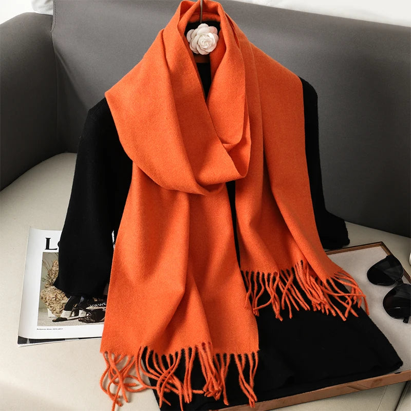 Écharpe Orange à Franges Élégante