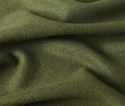 Écharpe Rouge à Franges Élégante
