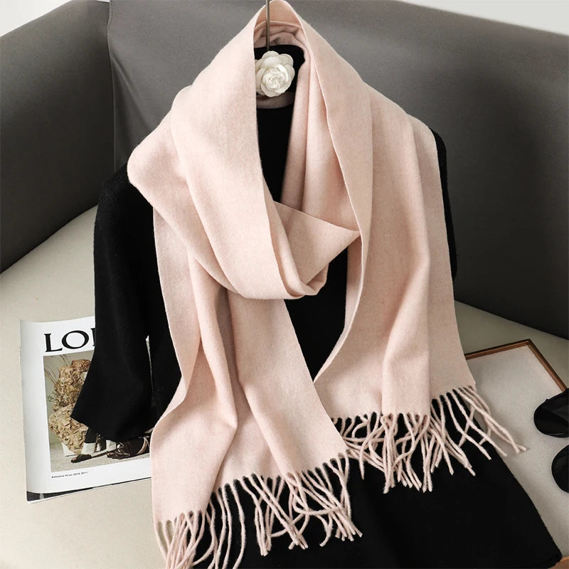 Écharpe Douce Rose avec Franges