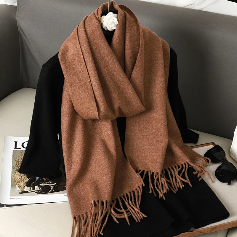 Écharpe Classique Marron à Franges